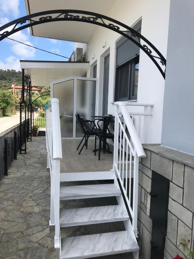 Savvas House Hotel Neos Marmaras Exterior photo
